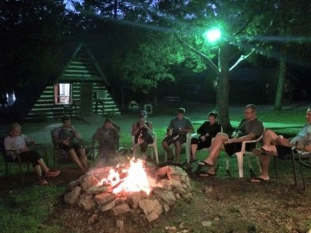 Calm Waters Cabin Resort - photo 100