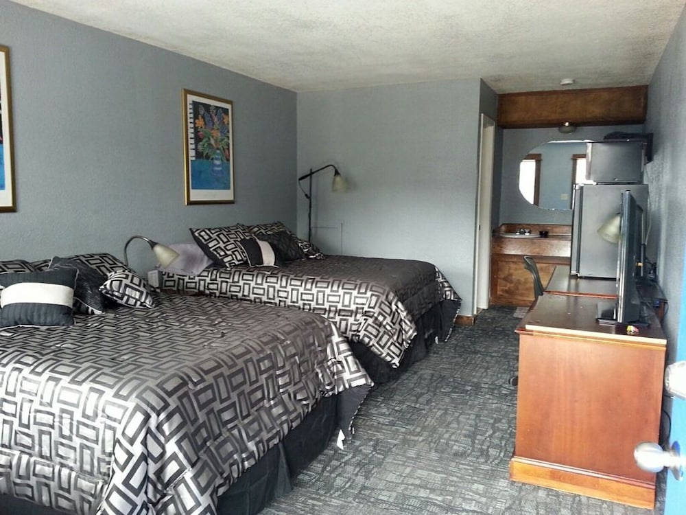 Gators Inn - photo 3