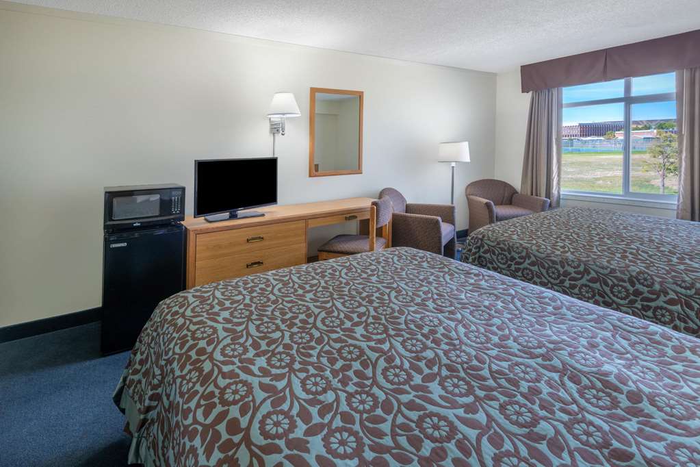 Days Inn by Wyndham Great Falls - photo 6