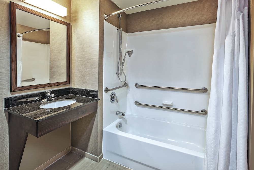 Holiday Inn Express Hotel & Suites Dayton South I 675 by IHG - photo 18