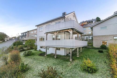 Villa in central Narvik — 4-Star Luxury Hotel in Narvik, Norway