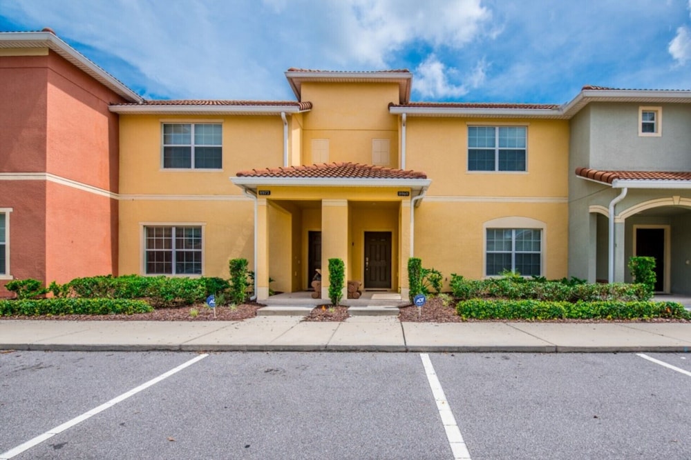 Townhome in Champions Gate Resort 2827 — 4-Star Luxury Hotel in Kissimmee, United States