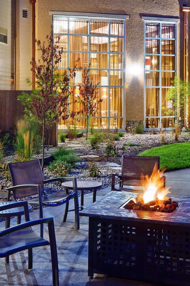 Clubhouse Hotel & Suites Pierre - photo 30