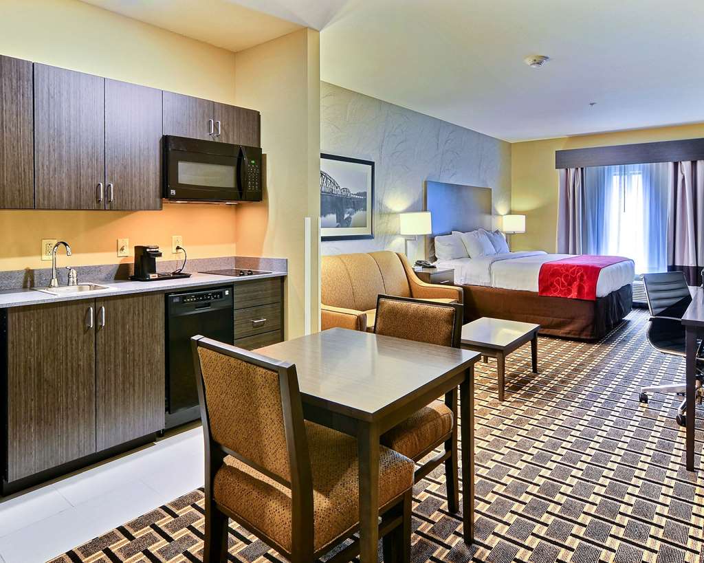 Comfort Suites Uniontown - photo 17