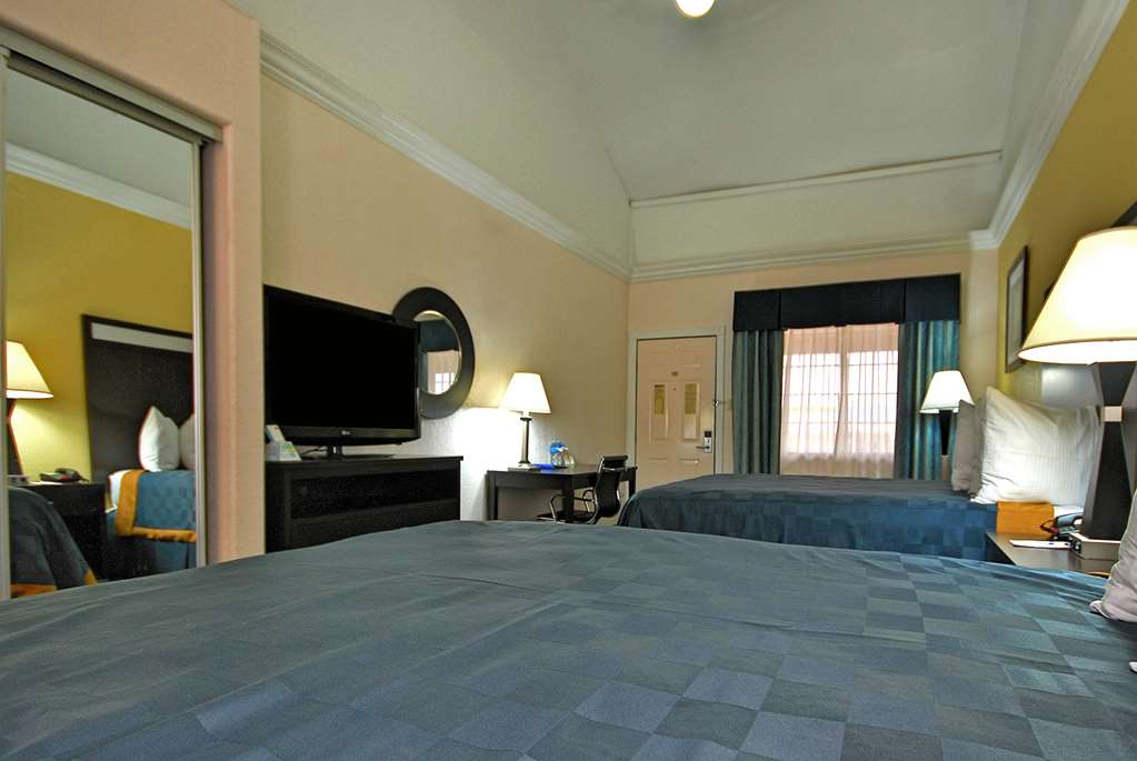 Americas Best Value Inn Sinton - photo 12