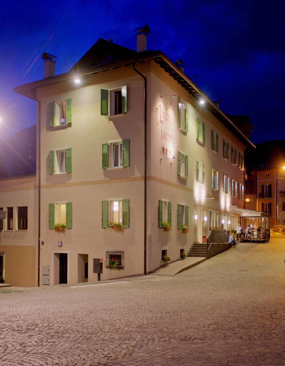 Albergo Tuenno — hotel in Tuenno