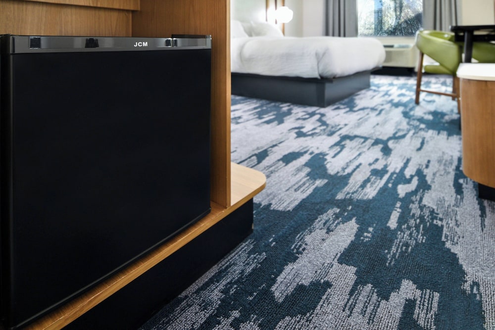 Fairfield Inn & Suites by Marriott Ontario Rancho Cucamonga - photo 6