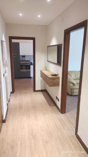 Appartamento in zona residenziale — 4-Star Luxury Hotel in Surdo, Italy