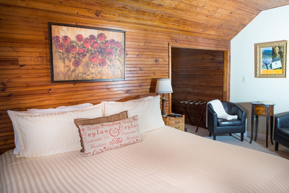 Burke Manor Inn & Pavilion - photo 17