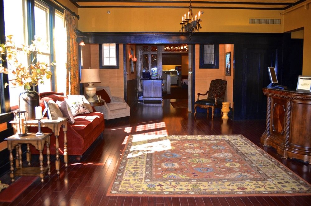 The Williston Boutique Hotel - photo 2