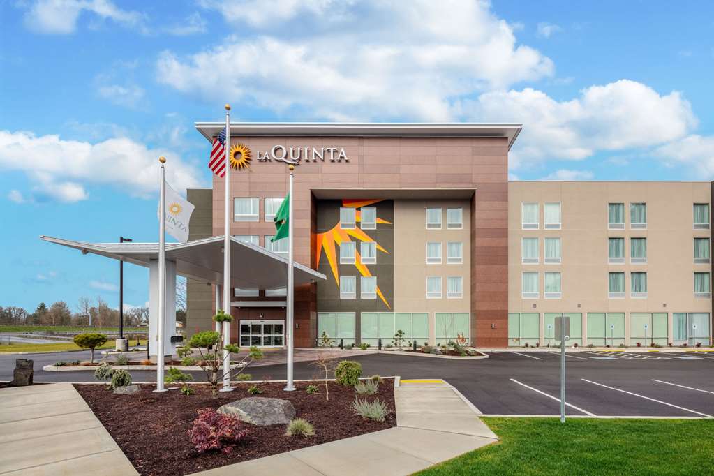 La Quinta Inn & Suites by Wyndham Centralia - photo 6