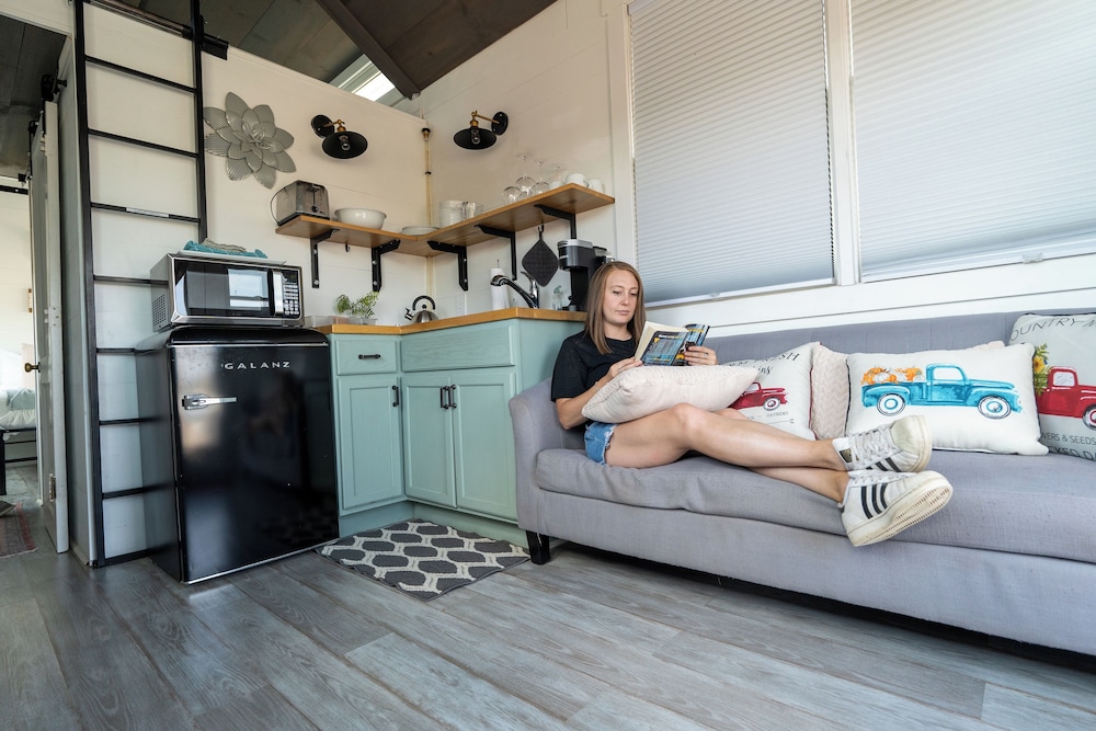 Trail and Hitch Tiny Home Hotel and RV - photo 46