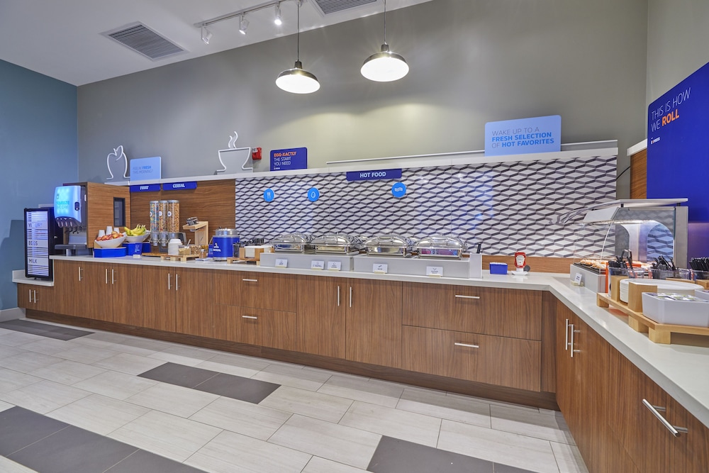 Holiday Inn Express Eugene Springfield by IHG - photo 28
