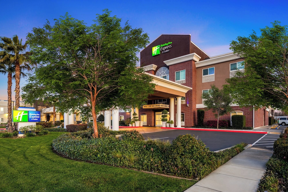 Holiday Inn Express & Suites Sacramento NE Cal Expo by IHG in Sacramento, United States