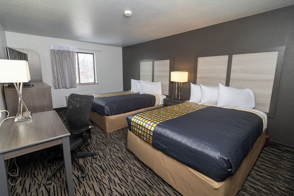 Garner Hotel Missoula Southwest by IHG - photo 3