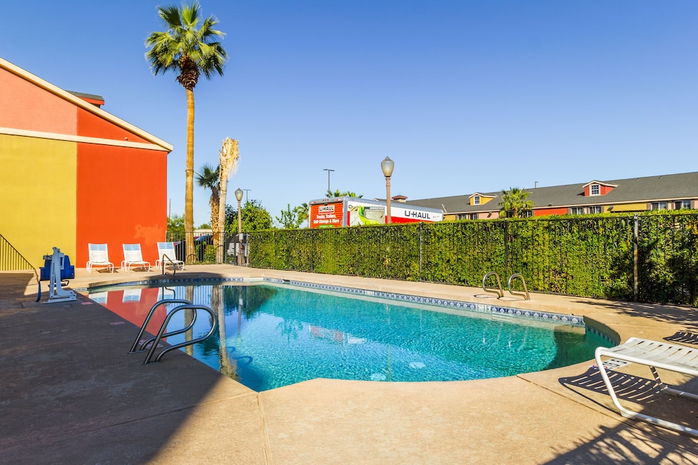 A Victory Inn Tolleson - photo 17