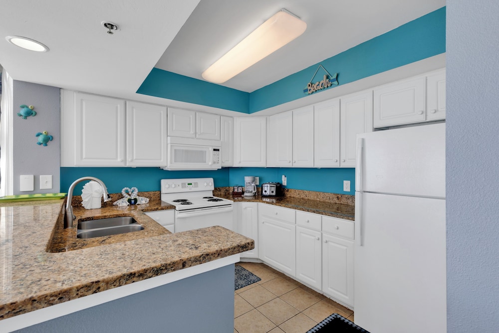 Carolinian Resort Stunning Condos - photo 50