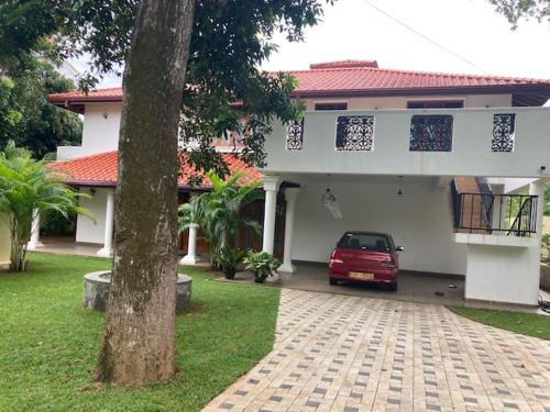 Green Palace — hotel in Maharagama