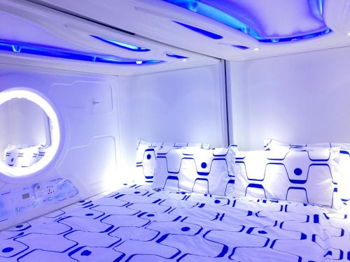 Eagle tree capsule Inn - carbon neutral hotel in Quanzhou