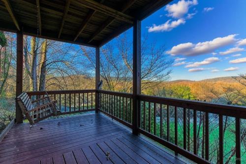 Wear We Belong Mtn Views Hot Tub Pool Table 560 FREE tickets each paid day - photo 4