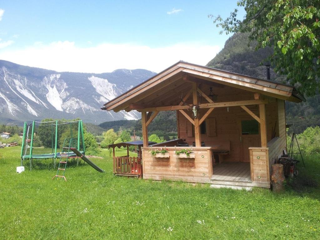 Gästepension Wiesenheim in Sautens, Austria