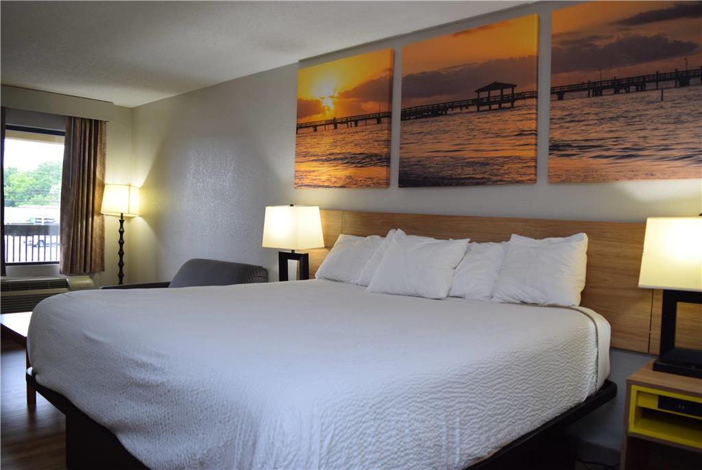 Days Inn by Wyndham Elberton - photo 27