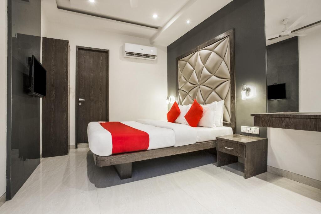 Hotel Al Haram By OYO Rooms