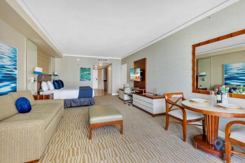 Ocean View Luxurious Studio Premium Amenities - photo 40