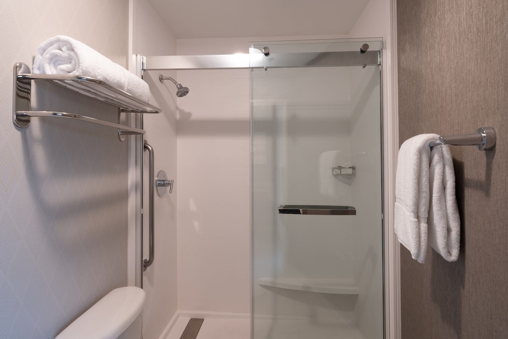 SpringHill Suites by Marriott Pasadena Arcadia - photo 17