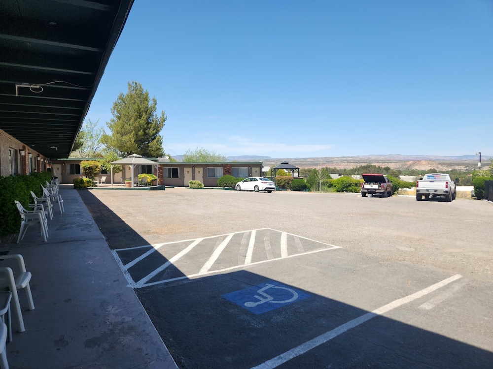 The View Motel - photo 39