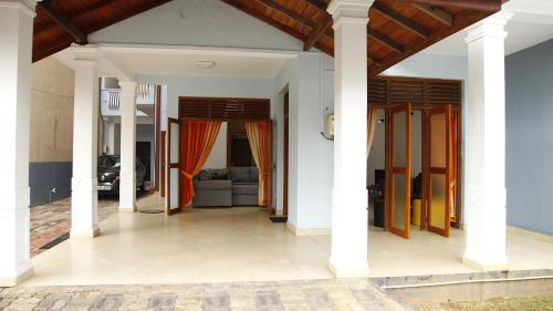 Holiday Full Time Moratuwa in Moratuwa, Sri Lanka