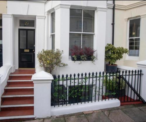 Stay@27 — Brighton — photo 2