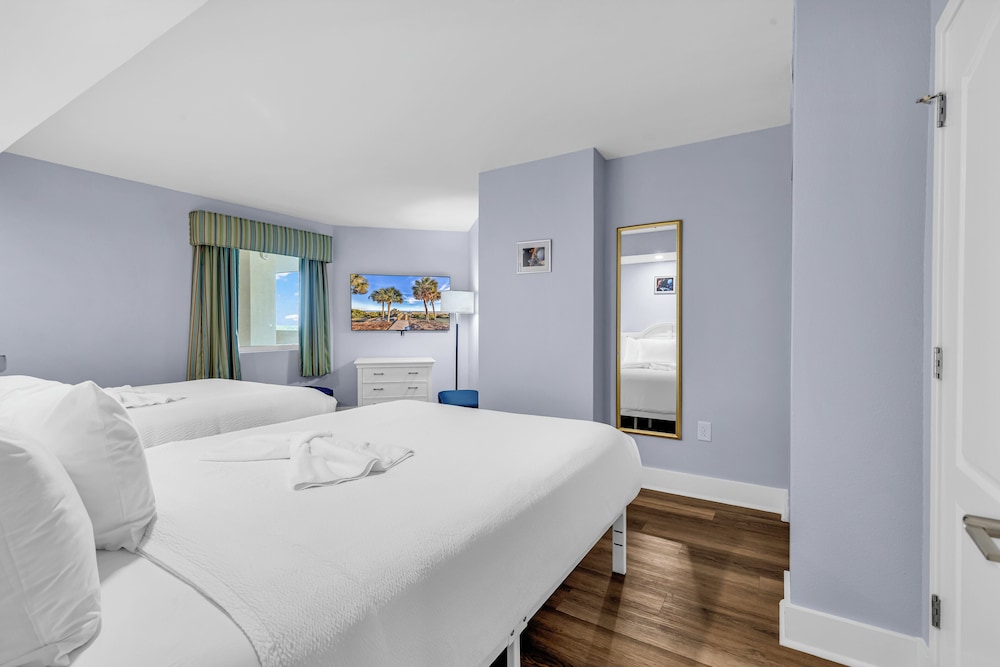 Carolinian Resort Stunning Condos - photo 27