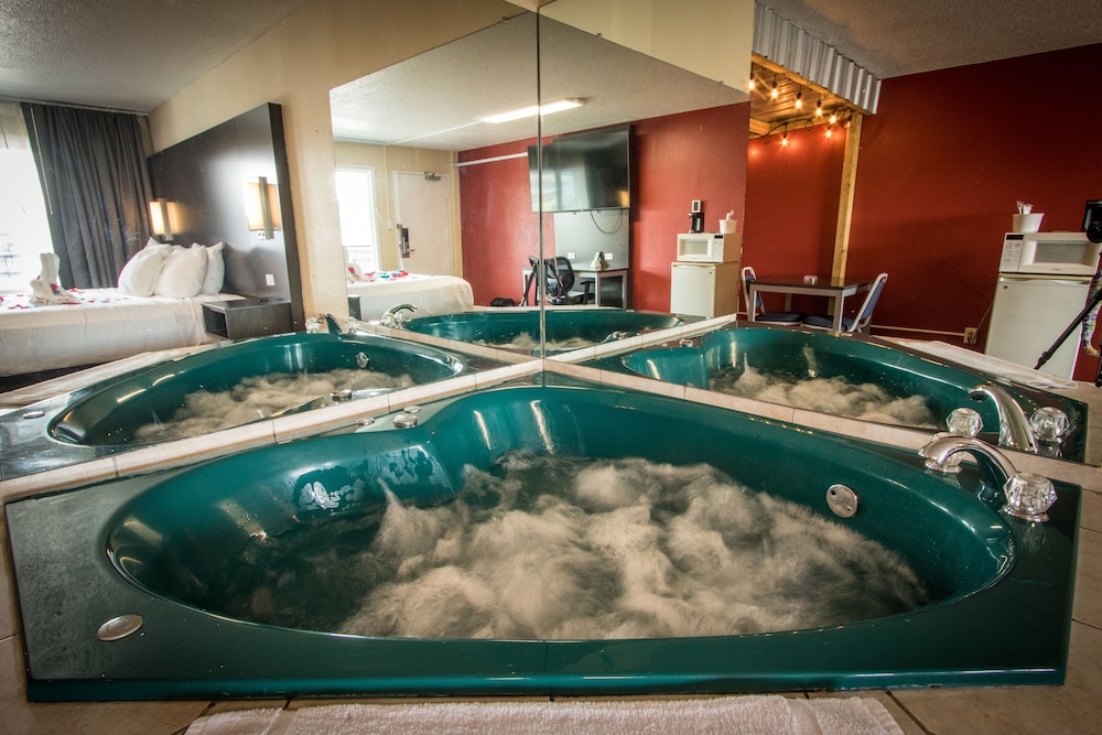 Envi Boutique Hotel Henderson Evansville South - photo 95