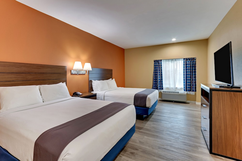 Captain's Quarters Inn - photo 11