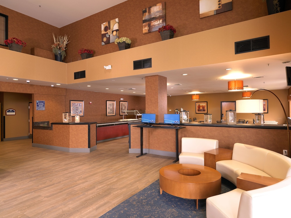 Crystal Inn Hotel & Suites West Valley City - photo 4