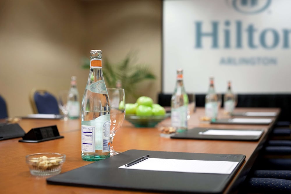 Hilton Arlington - photo 54