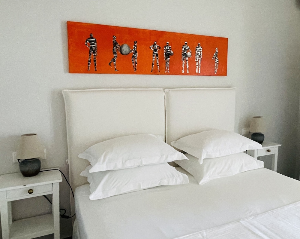 Speires - carbon neutral hotel in Naxos