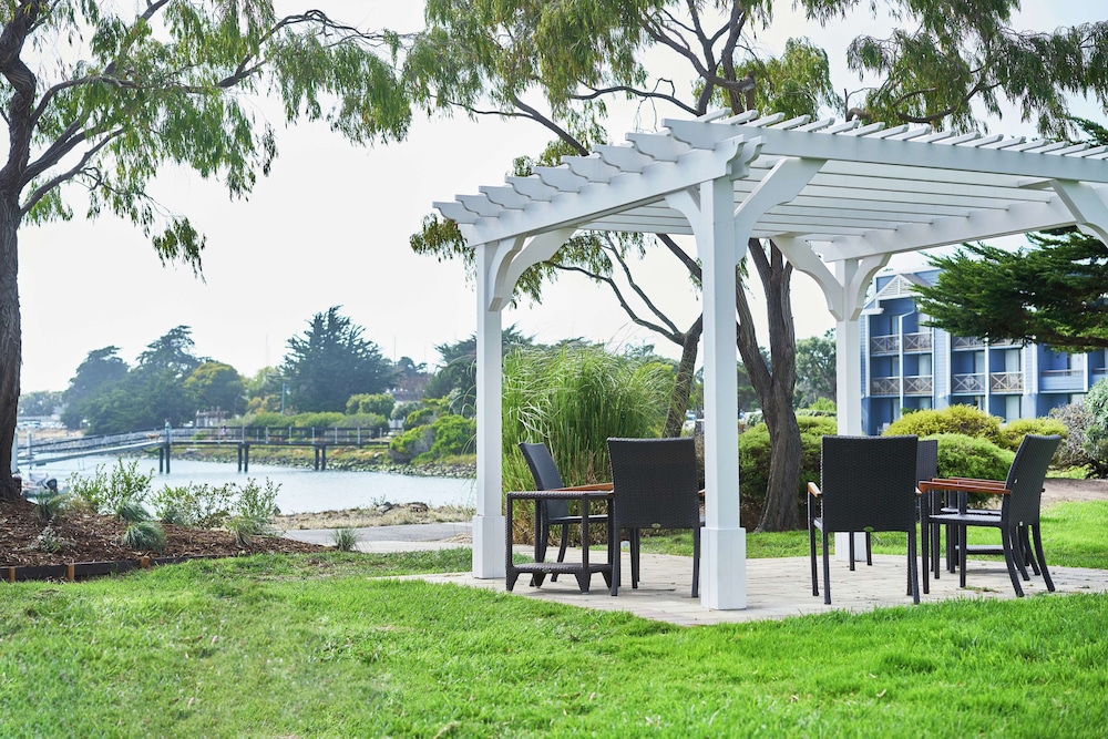 DoubleTree by Hilton Hotel Berkeley Marina - photo 91
