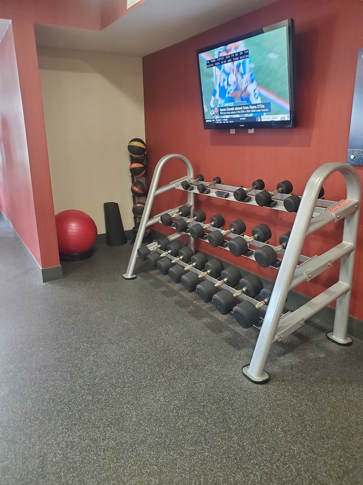 Hampton Inn & Suites Jamestown - photo 12