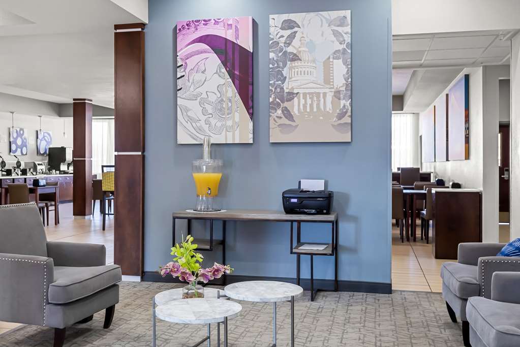 Best Western St. Louis Airport North Hotel & Suites - photo 31