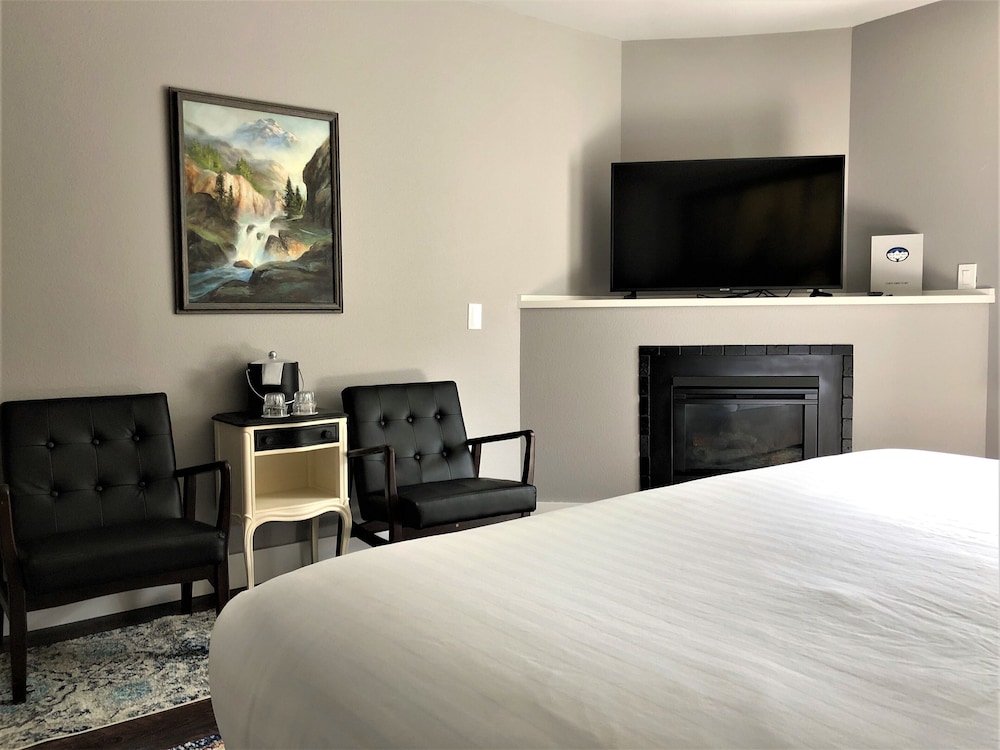 Blue Elk Inn - photo 11