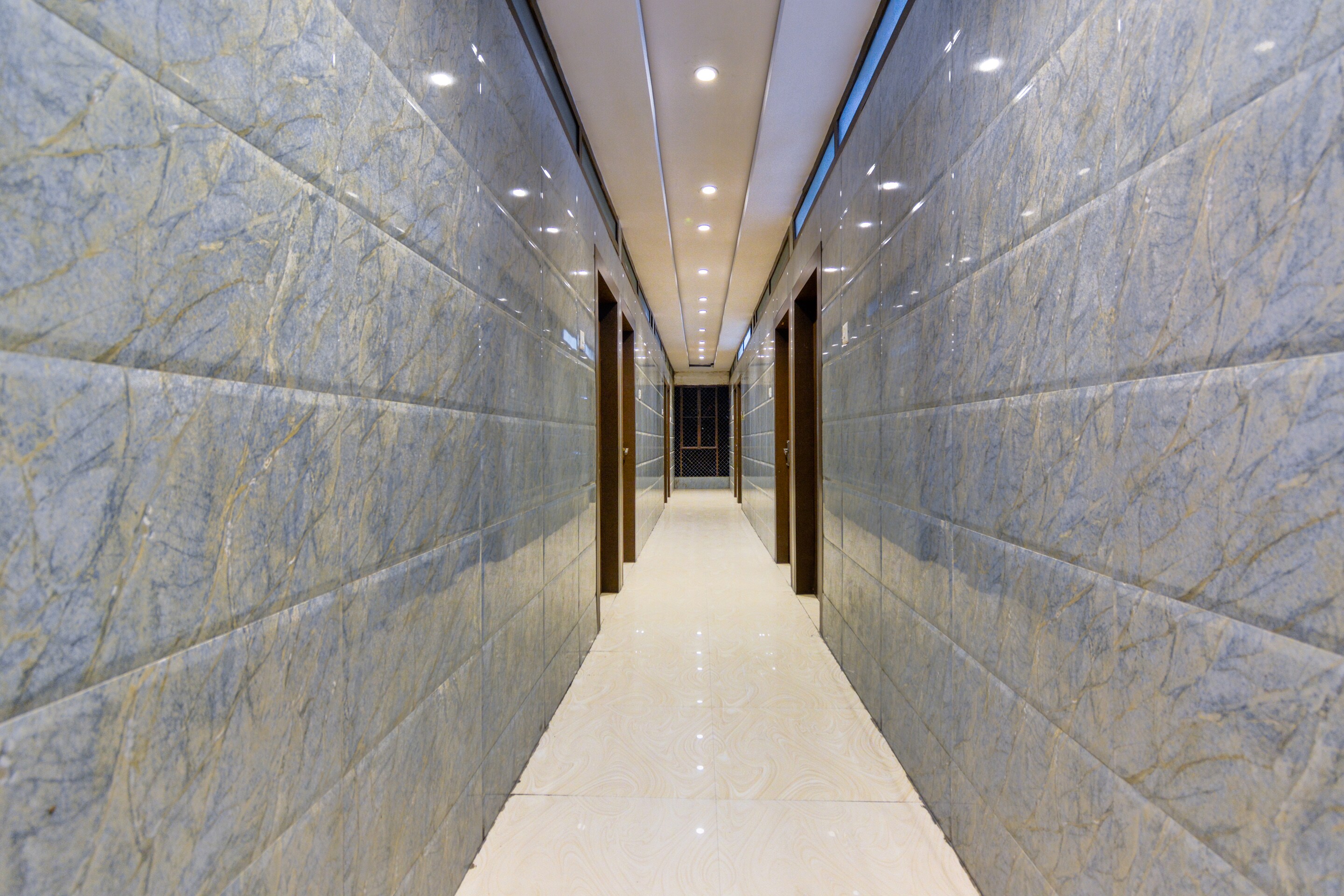 Hotel O By Oyo Radhika — Haridwar