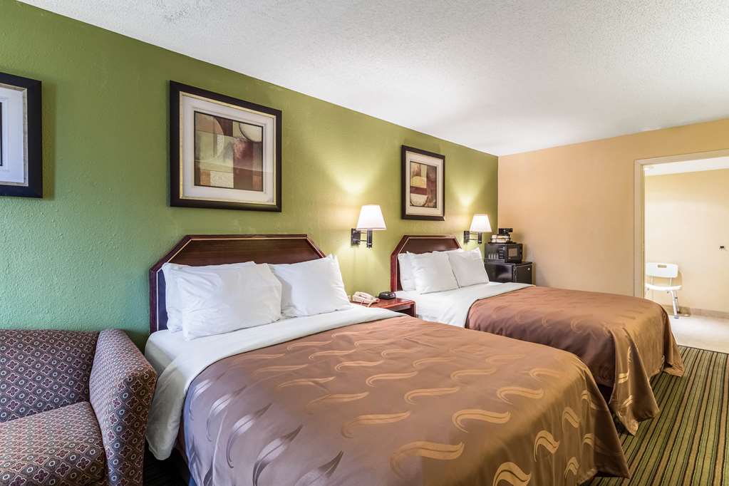 Quality Inn Alexandria - photo 18