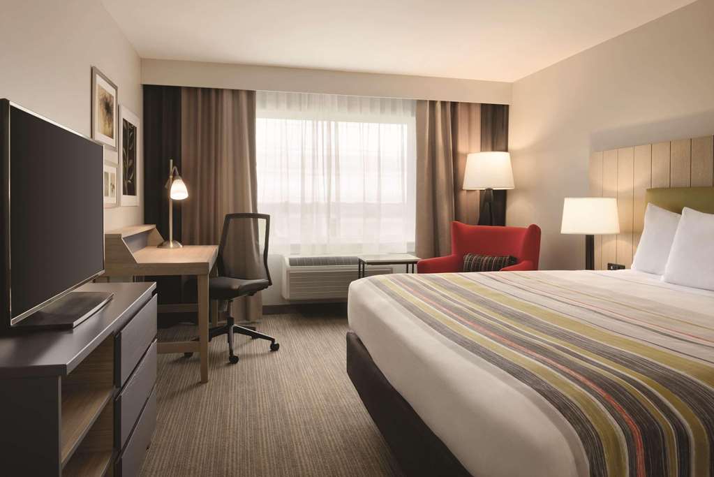 Country Inn & Suites by Radisson Ft. Atkinson WI - photo 11