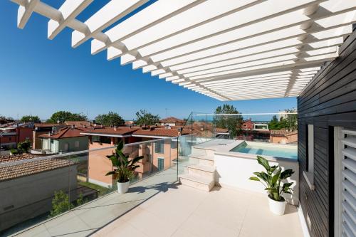 Rooftop Heated Pool VIP Penthouse — 4-Star Luxury Hotel in Fano, Italy