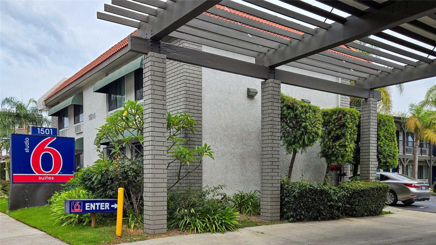 Studio 6 Suites Santa Ana CA - photo 6