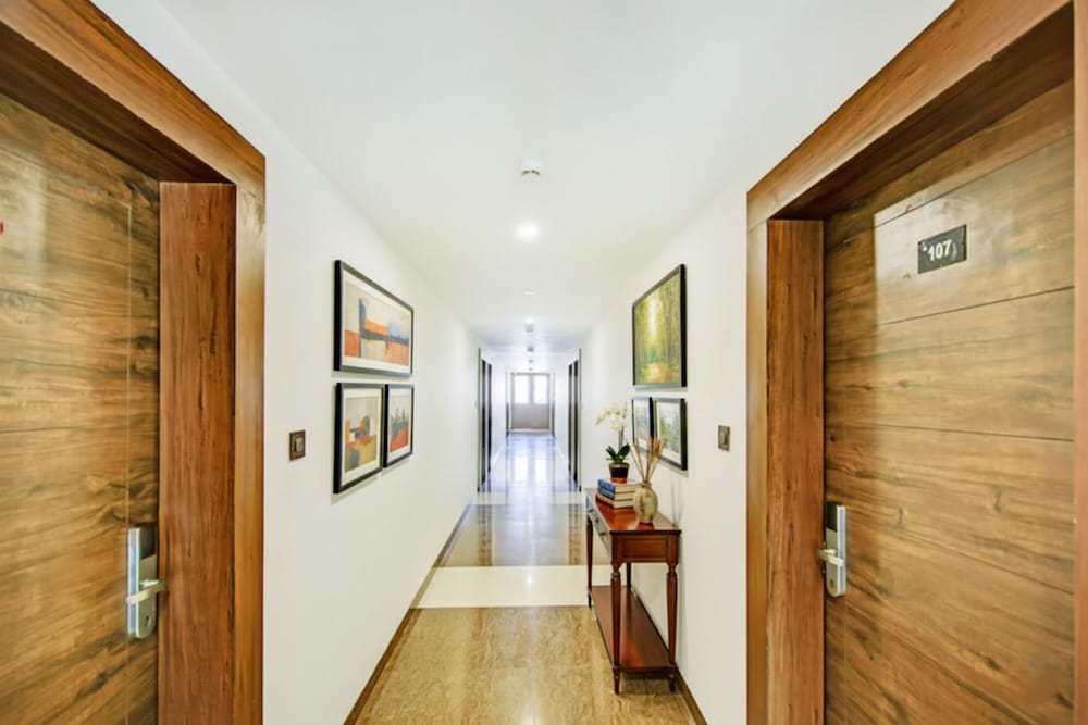 Via Hemkunt Mansion — Noida — photo 3