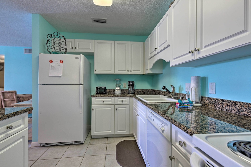 Orange Beach Resort Condo with Pool Walk to Beach - photo 3