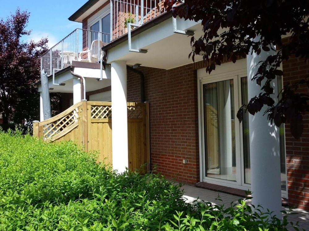 Holiday Apartment Eulenspiegel — 4-Star Luxury Hotel in Zingst, Germany